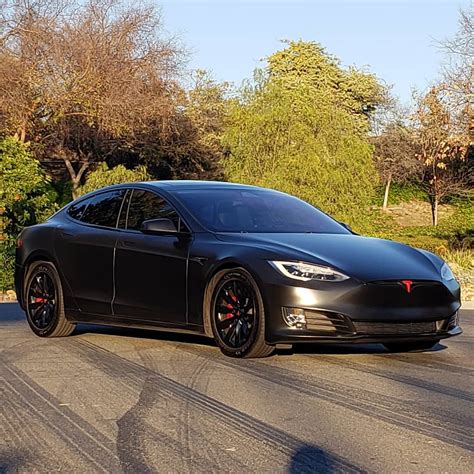 tesla model s black.